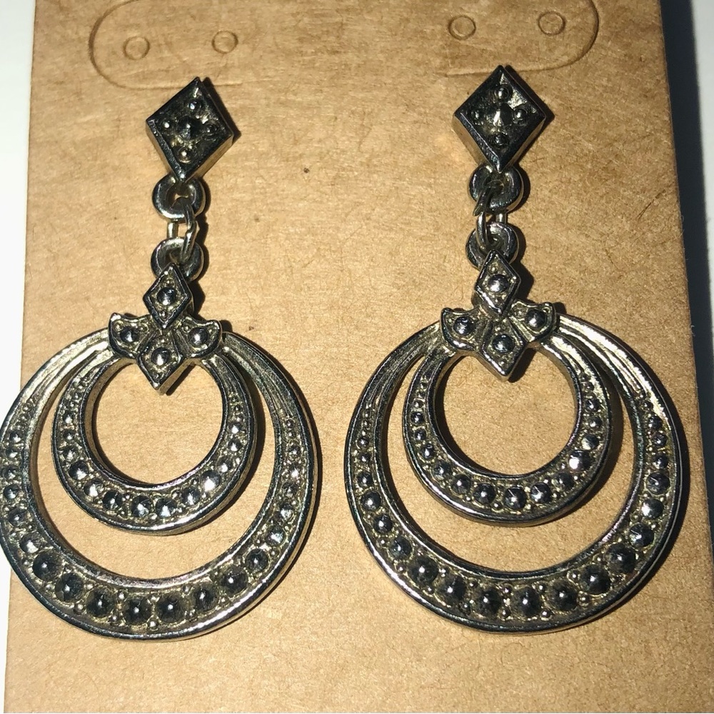 Vintage Avon faux Marcasite drop earrings, pierced, silver tone.